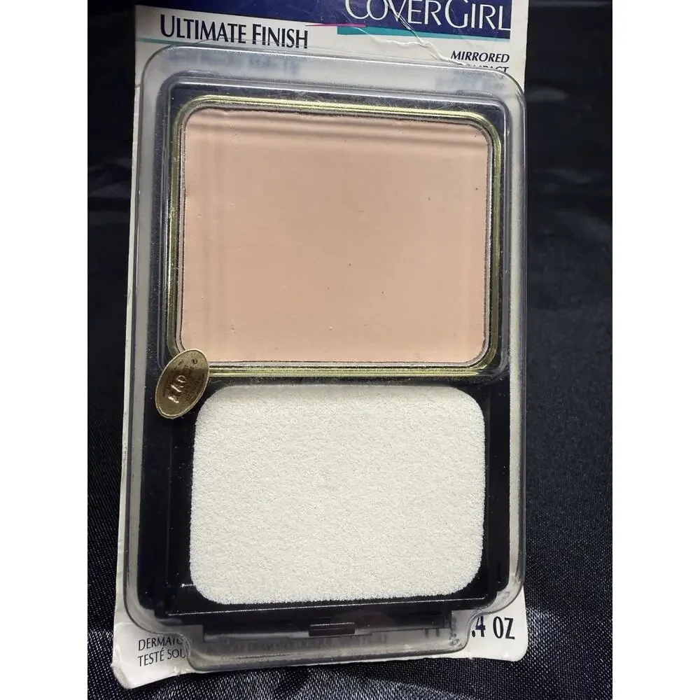 RARE DISCONTINUED Cover Girl Ultimate Finish Liquid Powder Make Up 110 Ivory